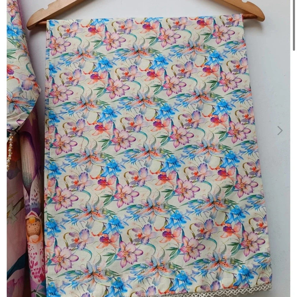 Floral Embroidered Dress with Pink Accents - Picture 4 of 5